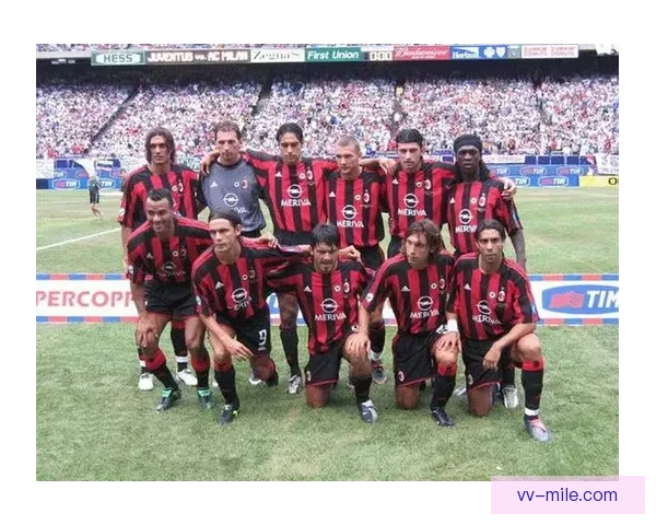 AC米兰时隔11年再夺意甲桂冠辉煌重现红黑军团风采